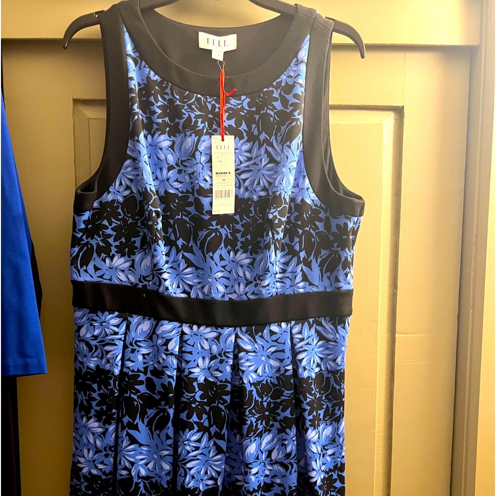 Woman’s size 16, everyday dress, new